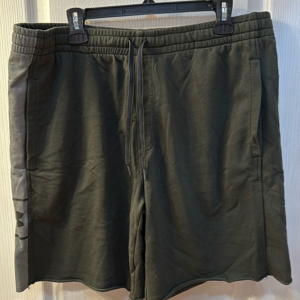 Men’s Army Green Under Armour Heatgear Basketball Shorts